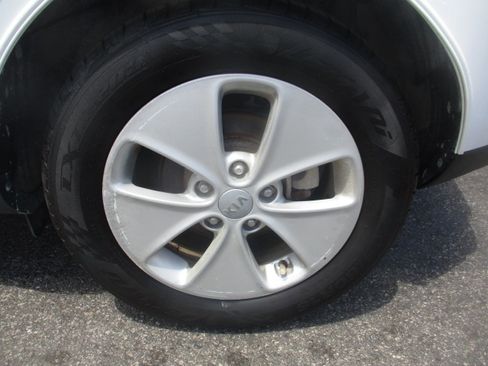 Used 2016 Kia Soul image 16