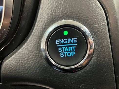 Used 2017 Ford Fusion Titanium image 16