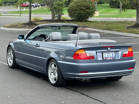 Used 2001 BMW 330Ci image 3