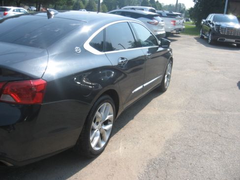 Used 2015 Chevrolet Impala LTZ image 4