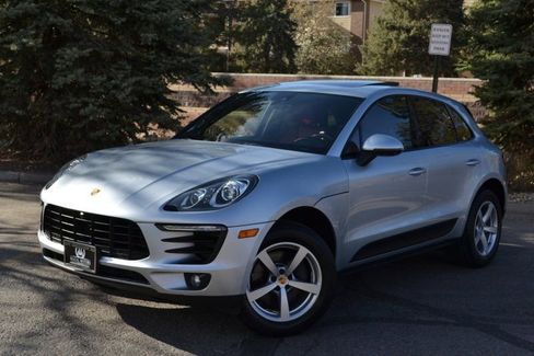 Used 2017 Porsche Macan image 1