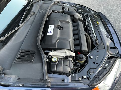 Used 2010 Volvo XC70 3.2 image 27