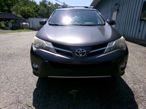 Used 2013 Toyota RAV4 Limited image 9