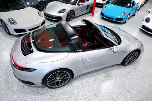 Used 2021 Porsche 911 Targa 4S image 7