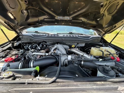 Used 2021 Ford F250 Platinum image 18