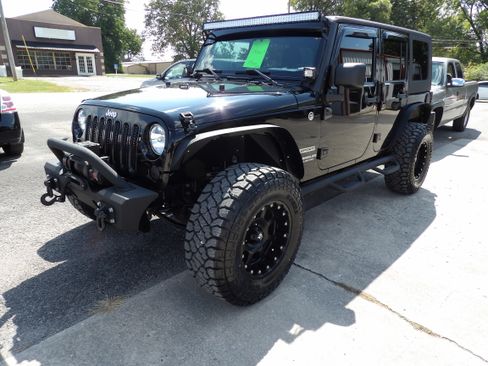 Used 2012 Jeep Wrangler Sport image 1