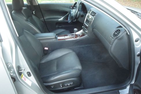 Used 2008 Lexus IS 250 image 12