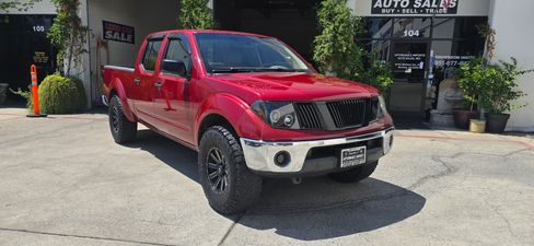 Used 2008 Nissan Frontier SE image 3