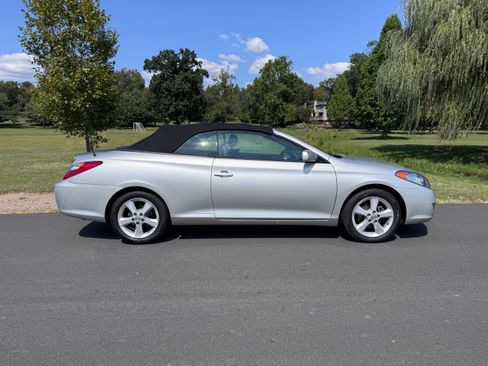 Used 2006 Toyota Solara SLE image 24