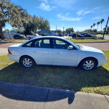 Used 2006 Ford Five Hundred SE image 4