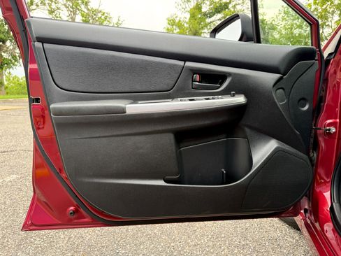 Used 2015 Subaru Impreza 2.0i image 12