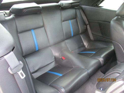 Used 2012 Ford Mustang GT image 6