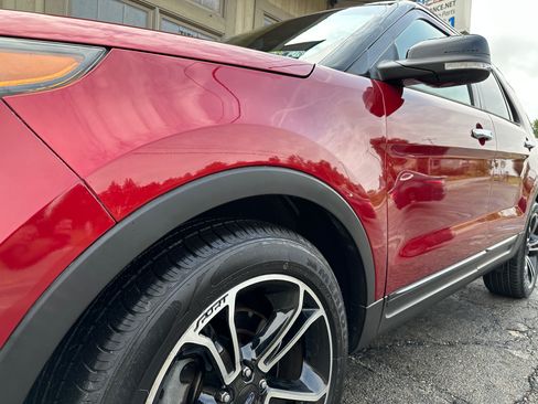 Used 2014 Ford Explorer Sport image 9