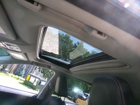 Used 2013 Toyota RAV4 Limited image 10