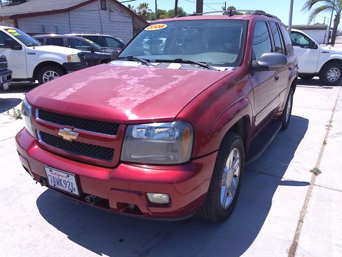 Used 2008 Chevrolet TrailBlazer LS image 2