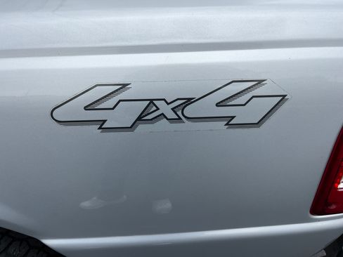 Used 2011 Ford Ranger XLT image 18