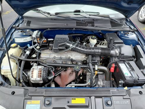 Used 2001 Chevrolet Cavalier LS image 16
