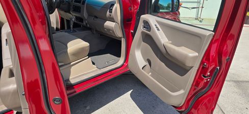 Used 2008 Nissan Frontier SE image 24