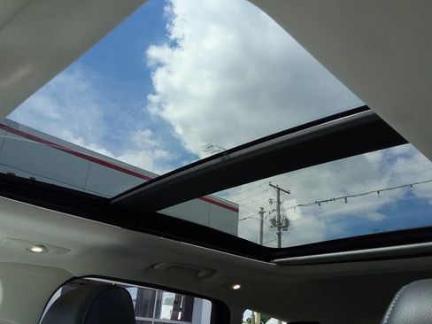 Used 2013 Ford Escape Titanium image 26