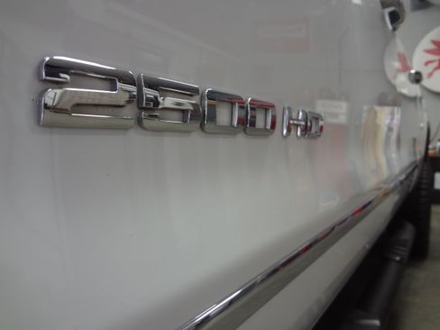 Used 2016 GMC Sierra 2500 image 15