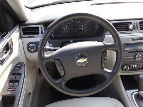 Used 2008 Chevrolet Impala LT image 22