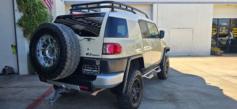 Used 2008 Toyota FJ Cruiser image 23