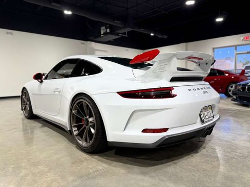 Used 2018 Porsche 911 GT3 image 11