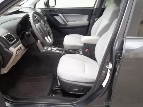 Used 2018 Subaru Forester 2.5i Premium image 25