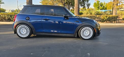 Used 2015 MINI Cooper S image 23