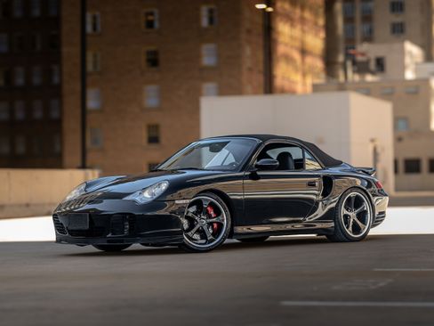 Used 2004 Porsche 911 Turbo image 28