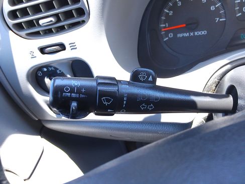 Used 2008 Chevrolet TrailBlazer LS image 29
