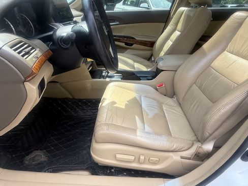 Used 2009 Honda Accord EX-L image 9