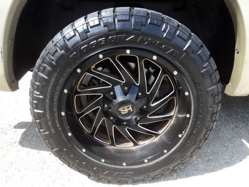 Used 2012 RAM 1500 Laramie Longhorn image 4