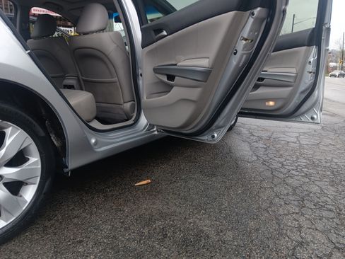 Used 2010 Honda Accord EX-L image 15