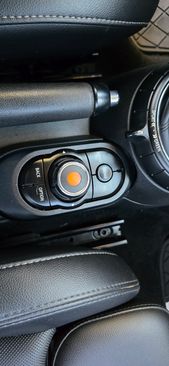 Used 2015 MINI Cooper S image 41