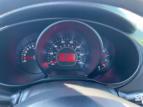 Used 2015 Kia Soul image 7