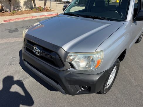 Used 2014 Toyota Tacoma image 11