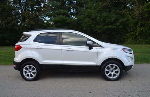 Used 2019 Ford EcoSport SE image 6