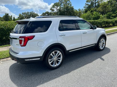 Used 2018 Ford Explorer Limited image 6