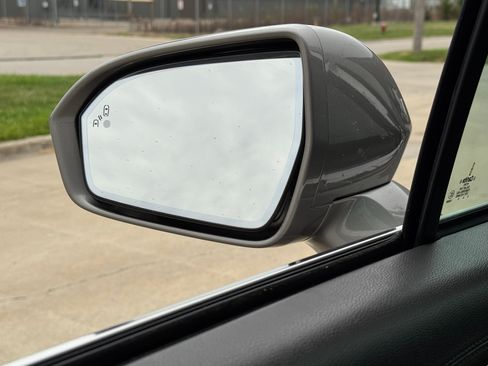 Used 2017 Lincoln MKX Select image 35