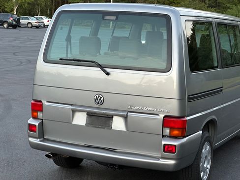 Used 1999 Volkswagen Eurovan GLS image 8