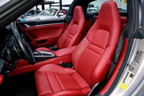 Used 2021 Porsche 911 Targa 4S image 23