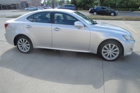 Used 2008 Lexus IS 250 image 9