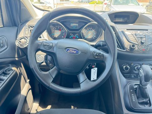 Used 2013 Ford Escape S image 25