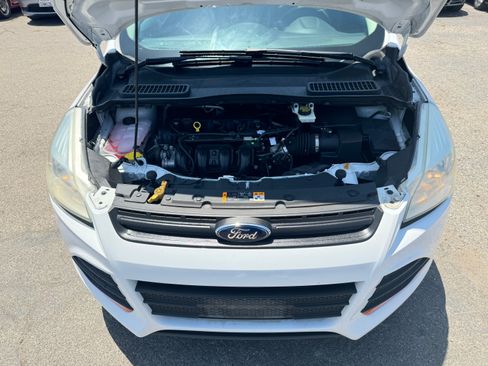 Used 2013 Ford Escape S image 29
