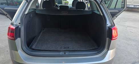 Used 2016 Volkswagen Golf Sport image 21