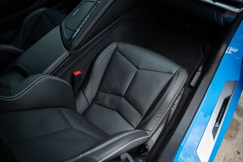 Used 2021 Chevrolet Corvette 2LT image 16