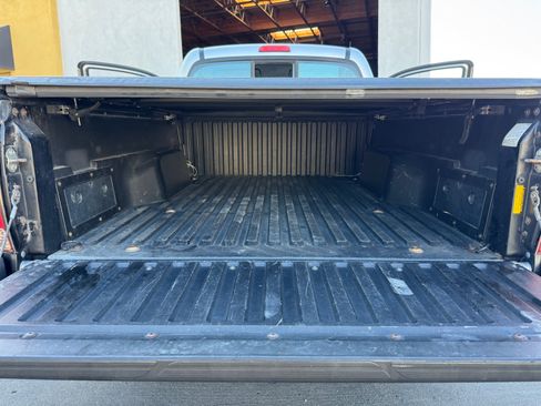 Used 2014 Toyota Tacoma image 9