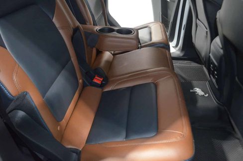 Used 2023 Ford Bronco Outer Banks image 21