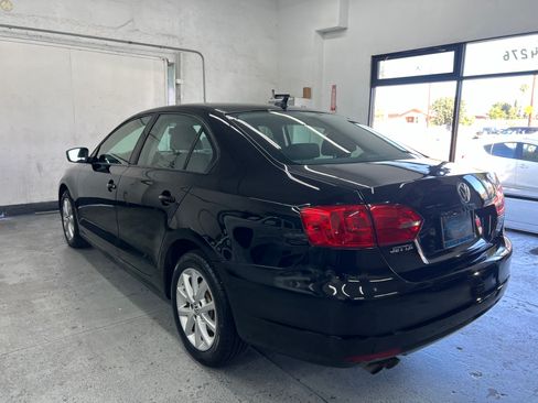 Used 2012 Volkswagen Jetta 2.5 SE image 4